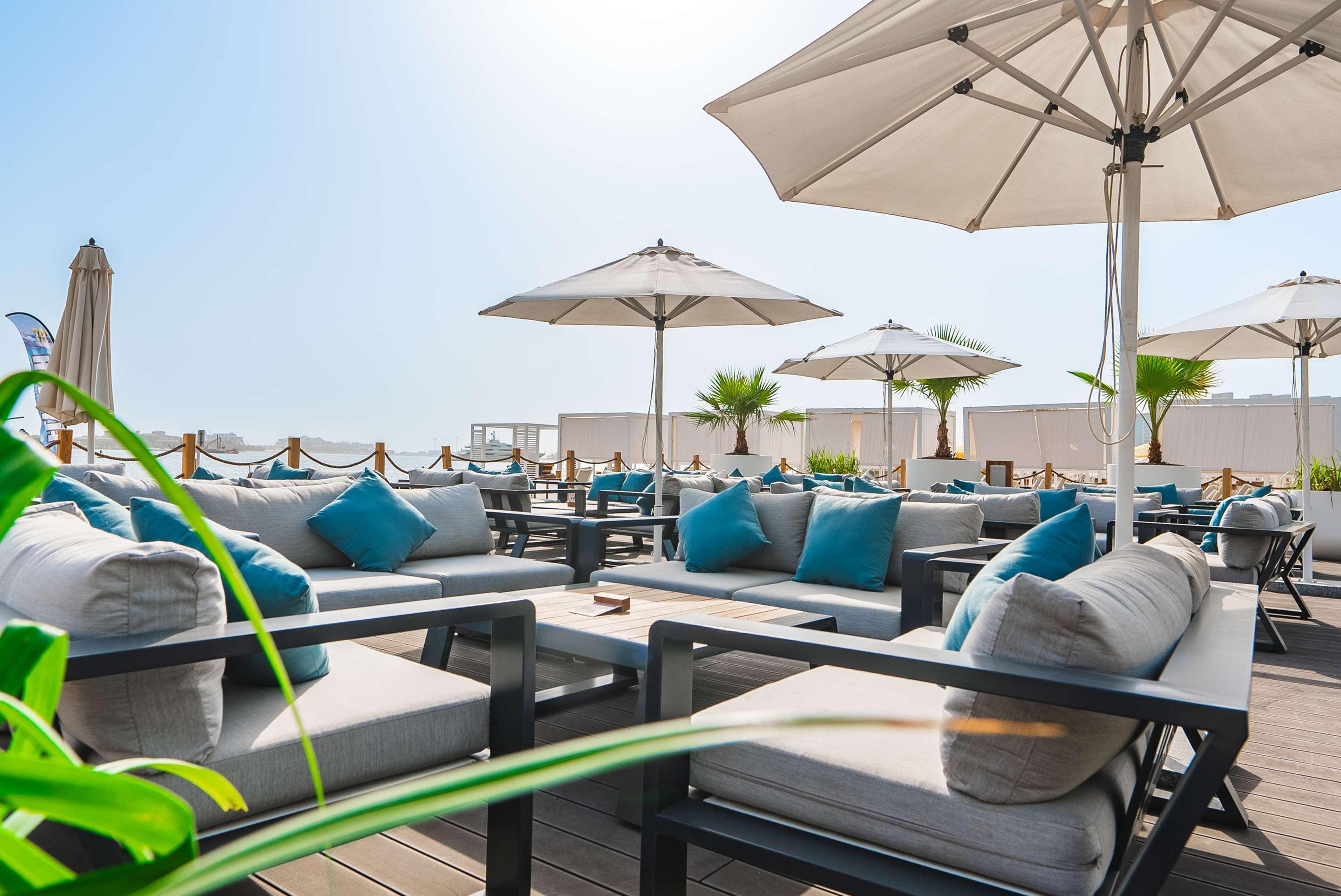 ice-8521867-111246469-432272 Hilton Dubai Palm Jumeirah