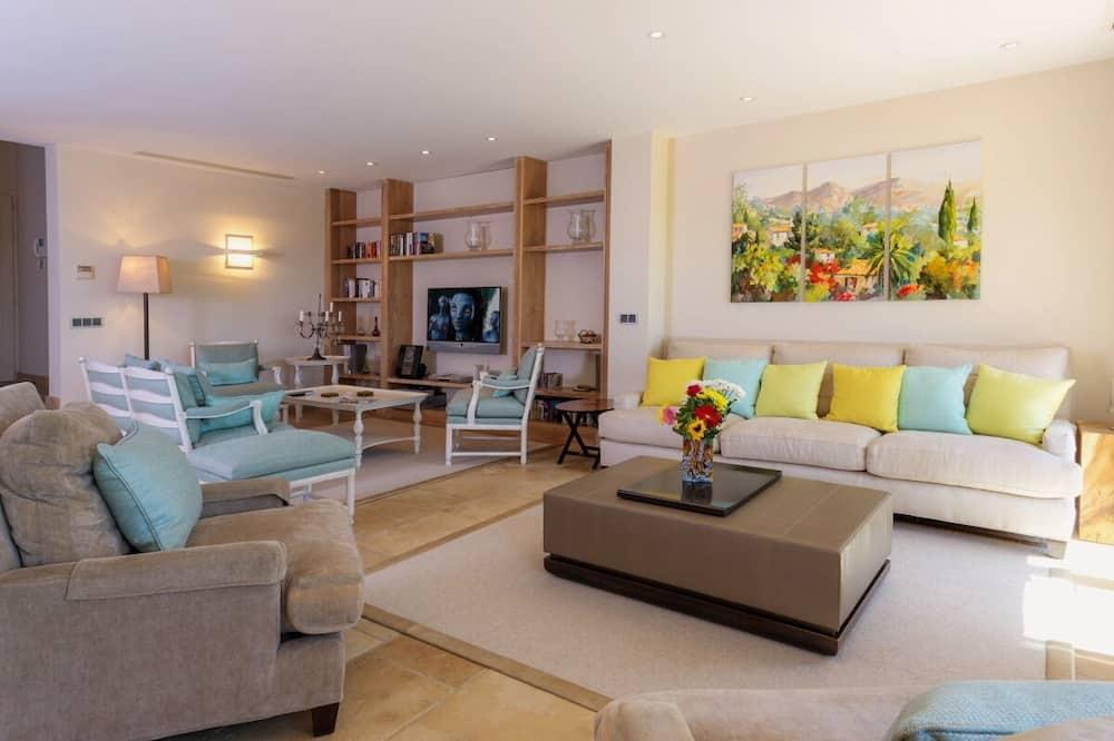 Splendid Villa near Valbonne in a Peaceful and Secure private domain. Provence-Alpes-Côte d'Azur - Valbonne visuel 4/5