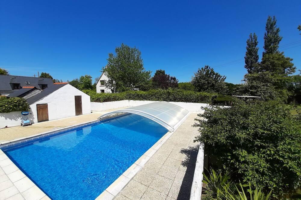 Gites sleeps 10 with pool, games room, minutes from the sea Bretagne - Plestin-les-Grèves visuel 4/5 Gites sleeps 10 with pool, games room, minutes from the sea Bretagne - Plestin-les-Grèves visuel 4/5