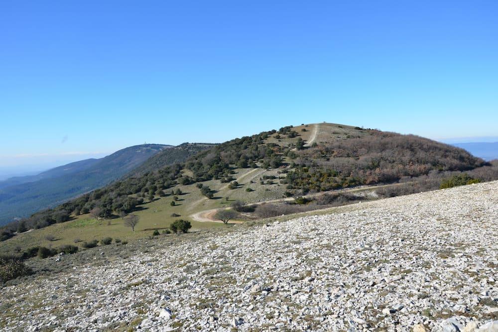 In the heart of the Grand Luberon, independent gite, beautiful swimming pool, calm Provence-Alpes-Côte d'Azur - Apt visuel 2/5 In the heart of the Grand Luberon, independent gite, beautiful swimming pool, calm Provence-Alpes-Côte d'Azur - Apt visuel 2/5