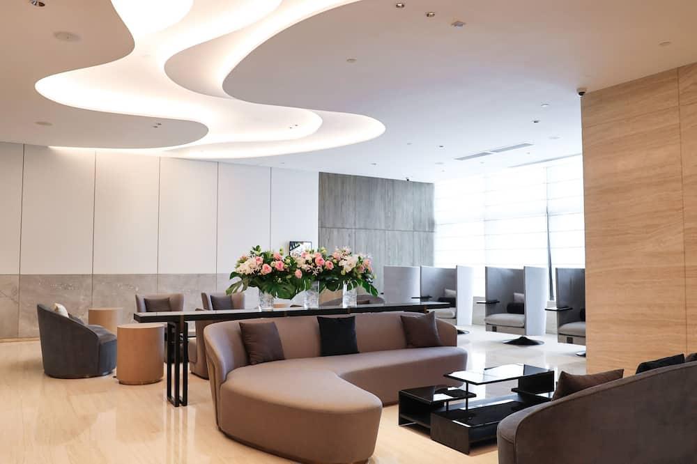 expedia_group-5980022-a55670-050164 Oasis Aurum 181 Hotel