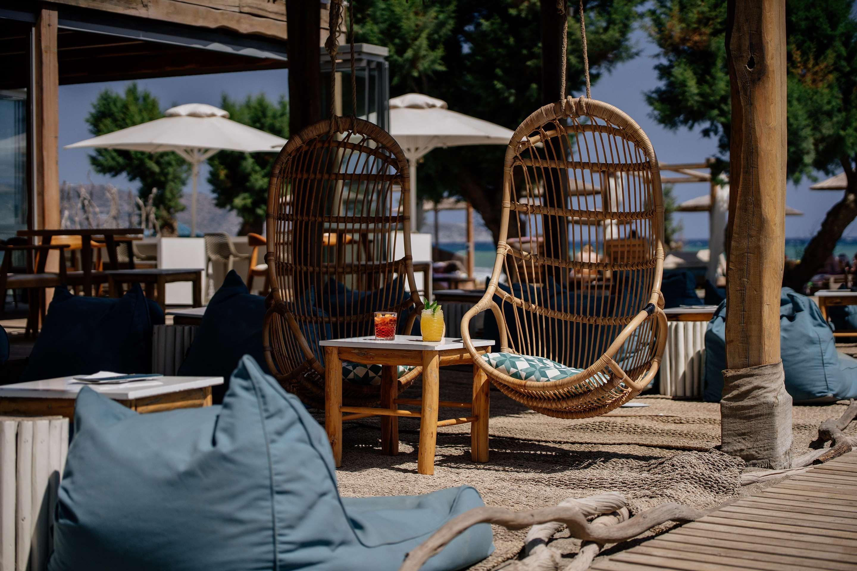 ice-4288209-807b4c-145592 Paralos Lifestyle Beach