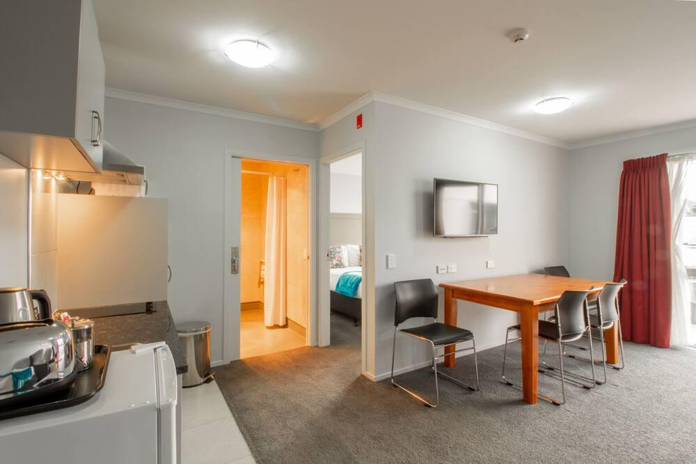 expediav2-445665-3ea1e2-321725 Bks Premier Motel Esplanade