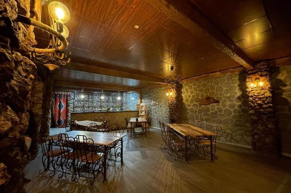 Mina Hotel — image 1 of 1