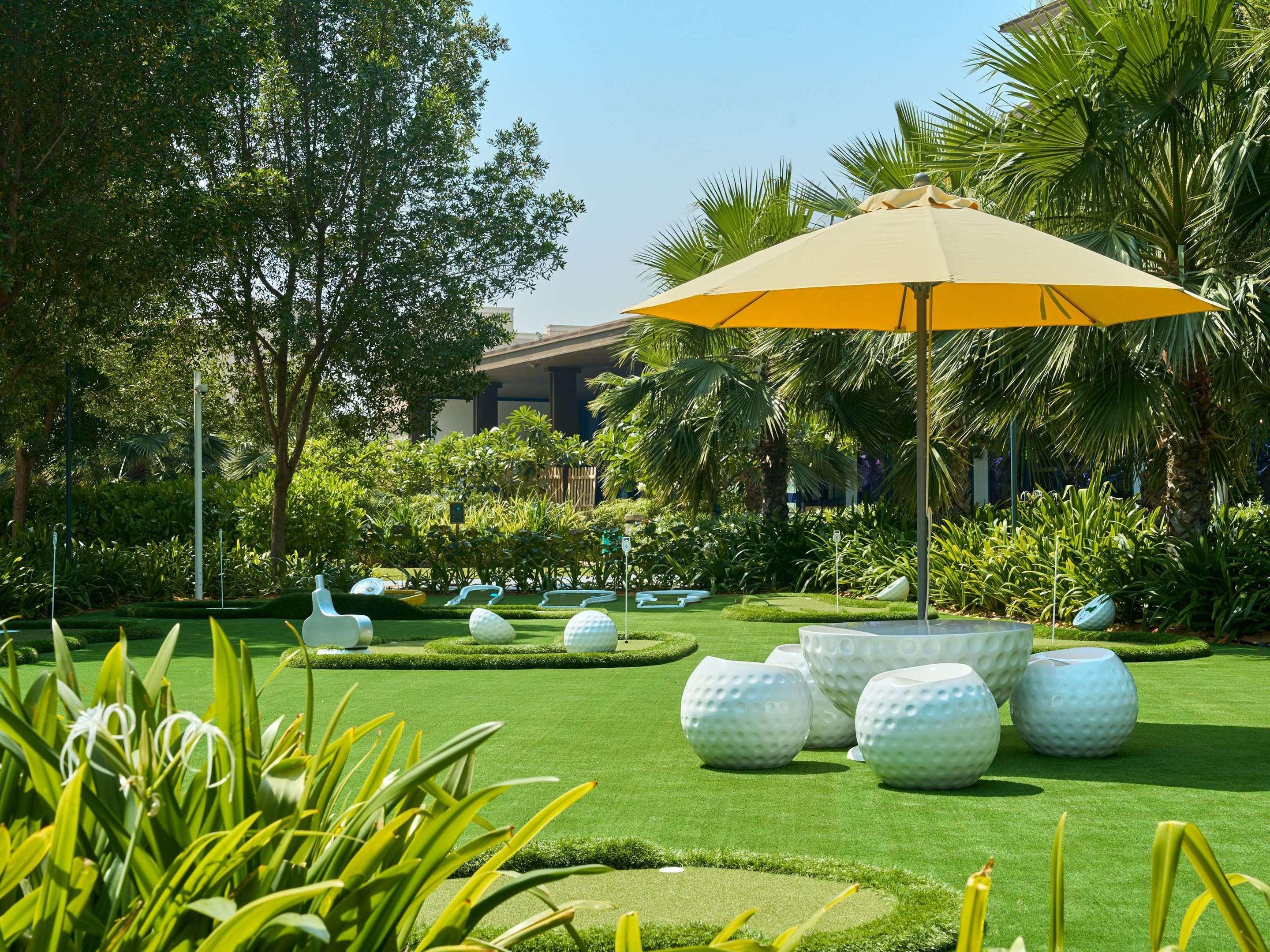 ice-1070419878-121793162-797598 Mövenpick Resort Al Marjan Island