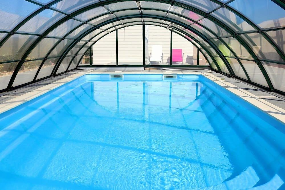 Gîte for 12 people, classified 4 with heated and covered swimming pool Pays de Loire - Mervent visuel 4/5 Gîte for 12 people, classified 4 with heated and covered swimming pool Pays de Loire - Mervent visuel 4/5