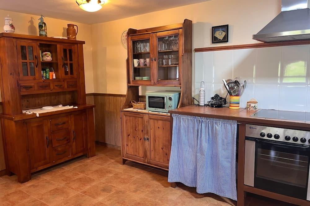 Ribadesella. Garden with Nice Mountain views. 5 Minutes to the Beach. For 6/7 Asturias - Ribadesella visuel 3/5 Ribadesella. Garden with Nice Mountain views. 5 Minutes to the Beach. For 6/7 Asturias - Ribadesella visuel 3/5