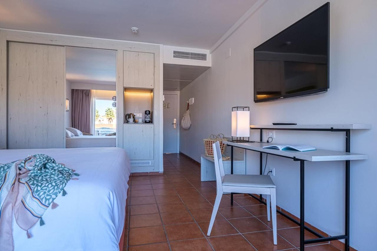 Oassium Hotel - Adults Only