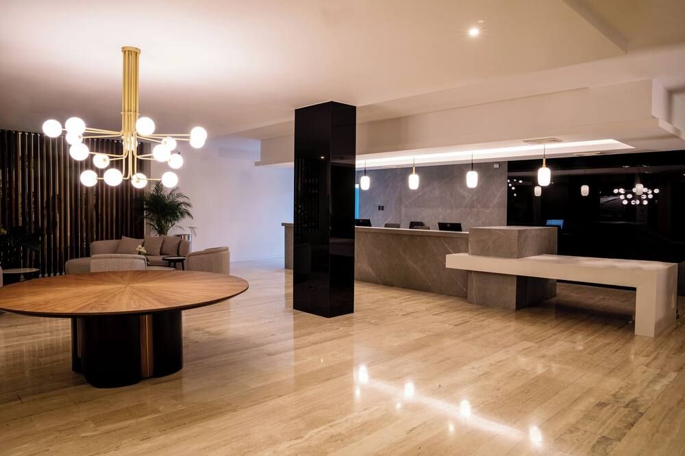 Eurobuilding Tama San Cristobal