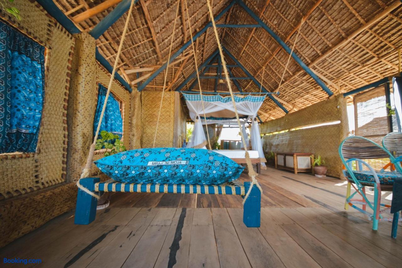 booking-8551476-473160714-524997 Kizingo Beach Eco Lodge