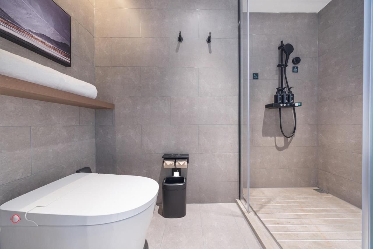 booking-1071849897-583304869-128773 Atour Hotel Zhengzhou North Dragon Lake Financial Center