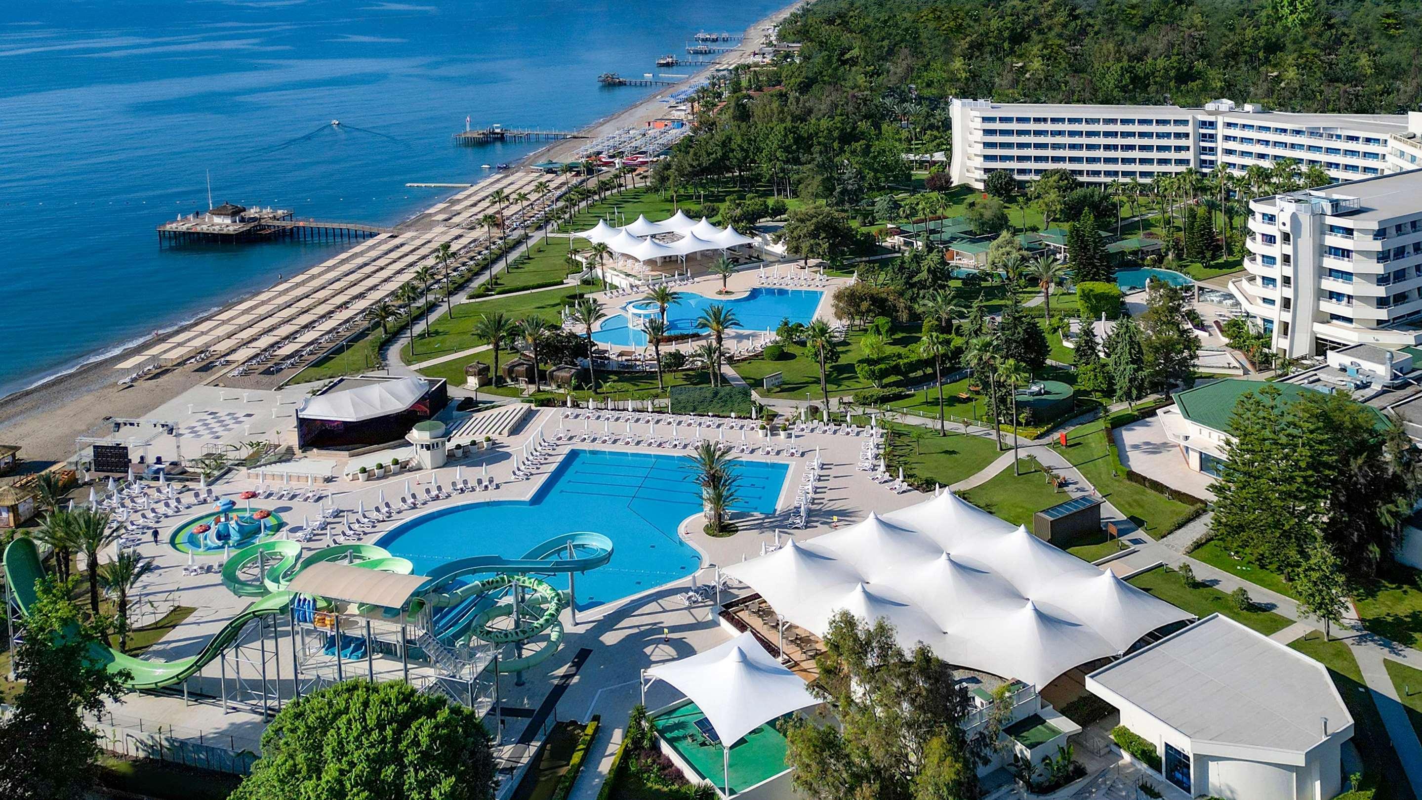 ice-398381-e05a63-366014 Mirage Park Resort