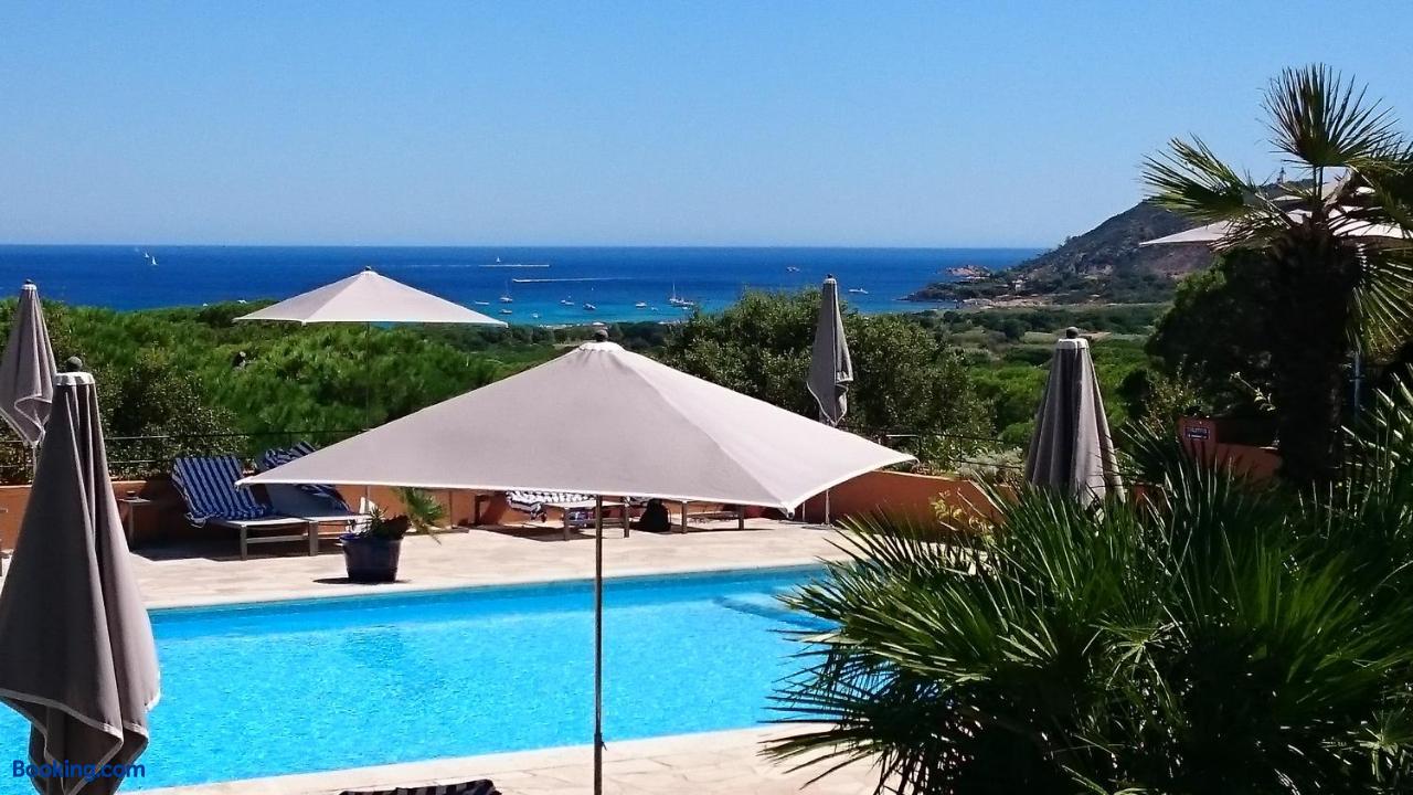 booking-2146285-79125174-318986 Hotel les Bouis