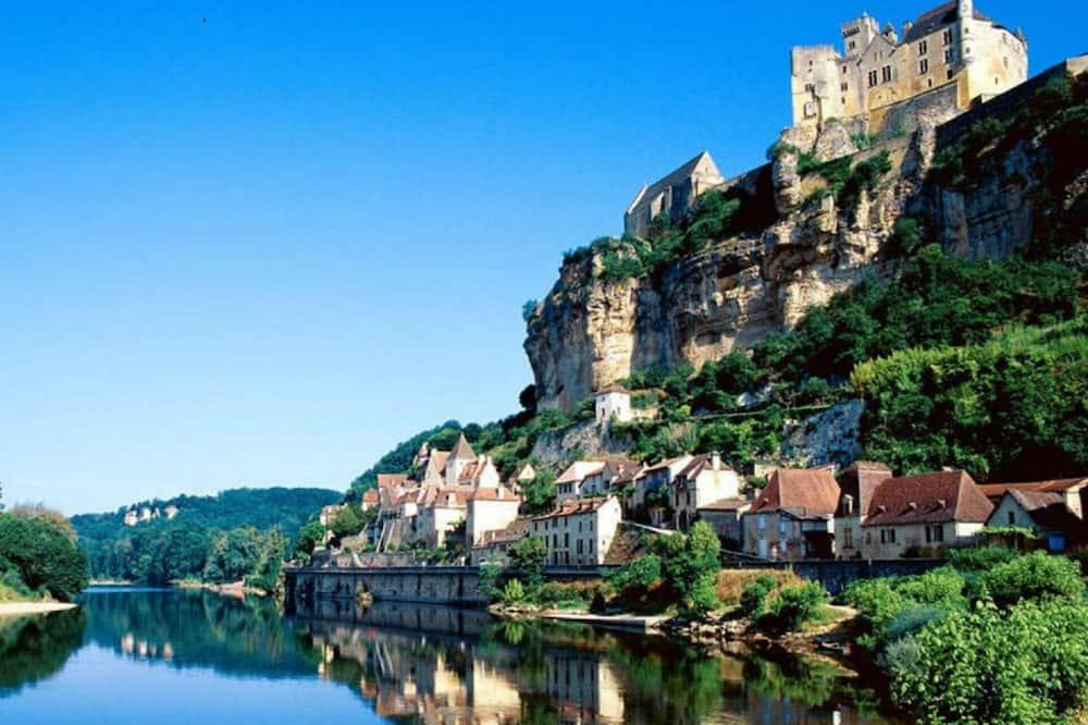 An old stone cottage full of rustic charm with pool and stunning views Aquitaine - Daglan visuel 4/5 An old stone cottage full of rustic charm with pool and stunning views Aquitaine - Daglan visuel 4/5