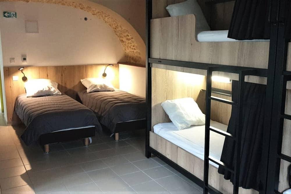 Hostel Les Terrasses du Roc Languedoc-Roussillon - Goudargues visuel 5/5 Hostel Les Terrasses du Roc Languedoc-Roussillon - Goudargues visuel 5/5