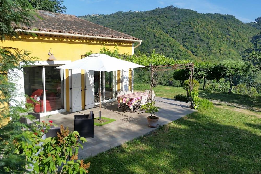 Comfortable villa with private pool and garden, 15 minutes from the sea. Provence-Alpes-Côte d'Azur - Tanneron visuel 4/5 Comfortable villa with private pool and garden, 15 minutes from the sea. Provence-Alpes-Côte d'Azur - Tanneron visuel 4/5