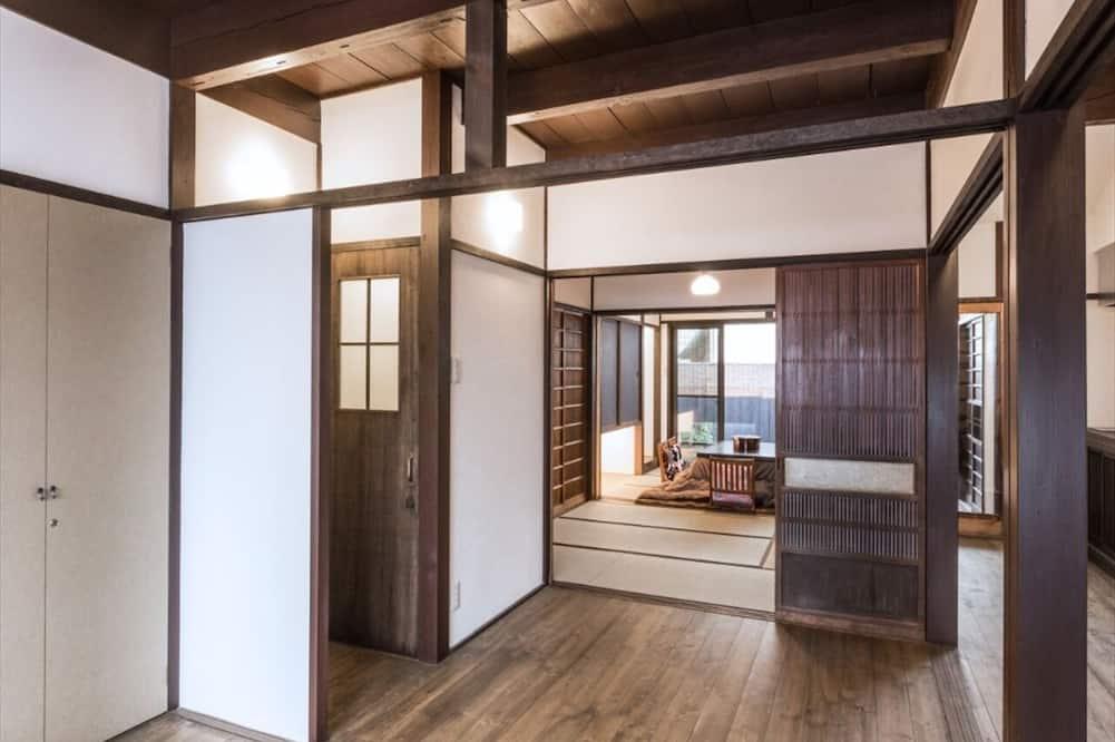 expedia_group-7035648-235448014-325552 Kyoto Machiya Hotel Kinkaku