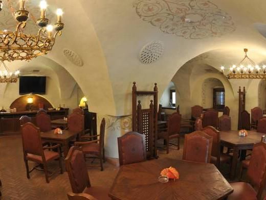 Dvor Podznoeva Glavniy Korpus