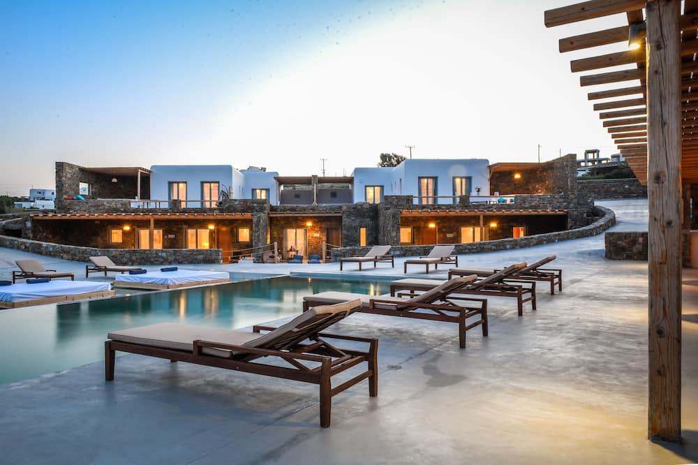 expedia_group-5406403-41444333-241325 Myconian Crown Suites
