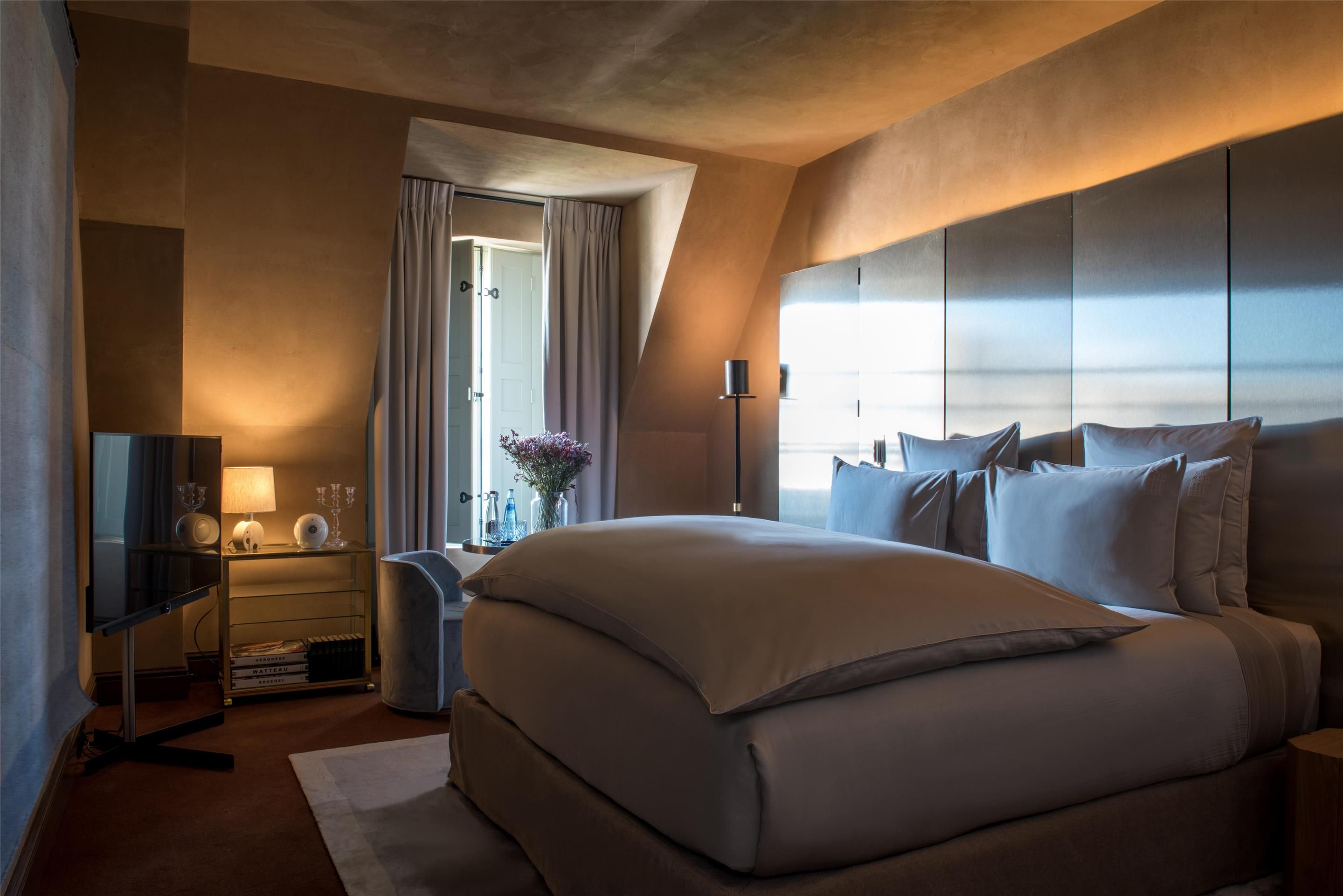 Cour des Vosges - Evok Collection