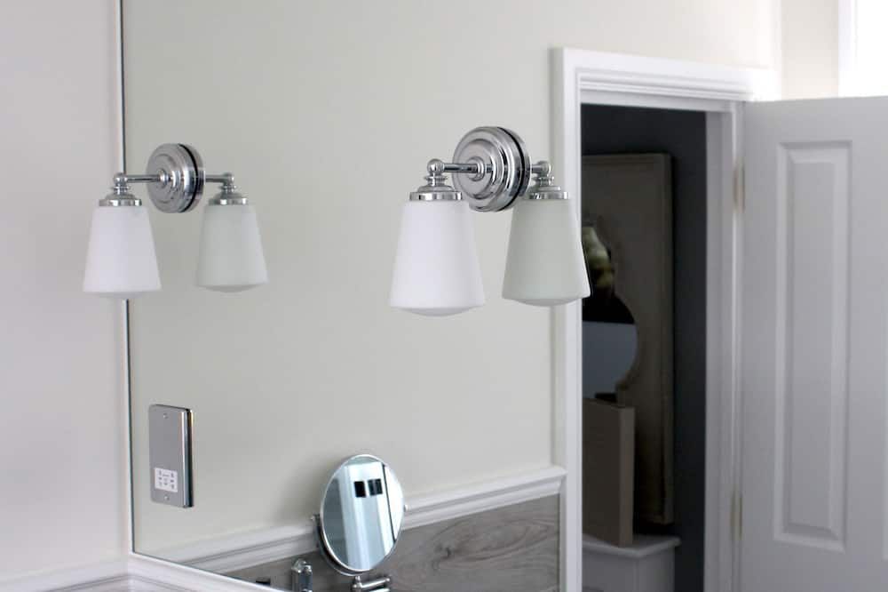 The Clerk & Well Pub & Rooms