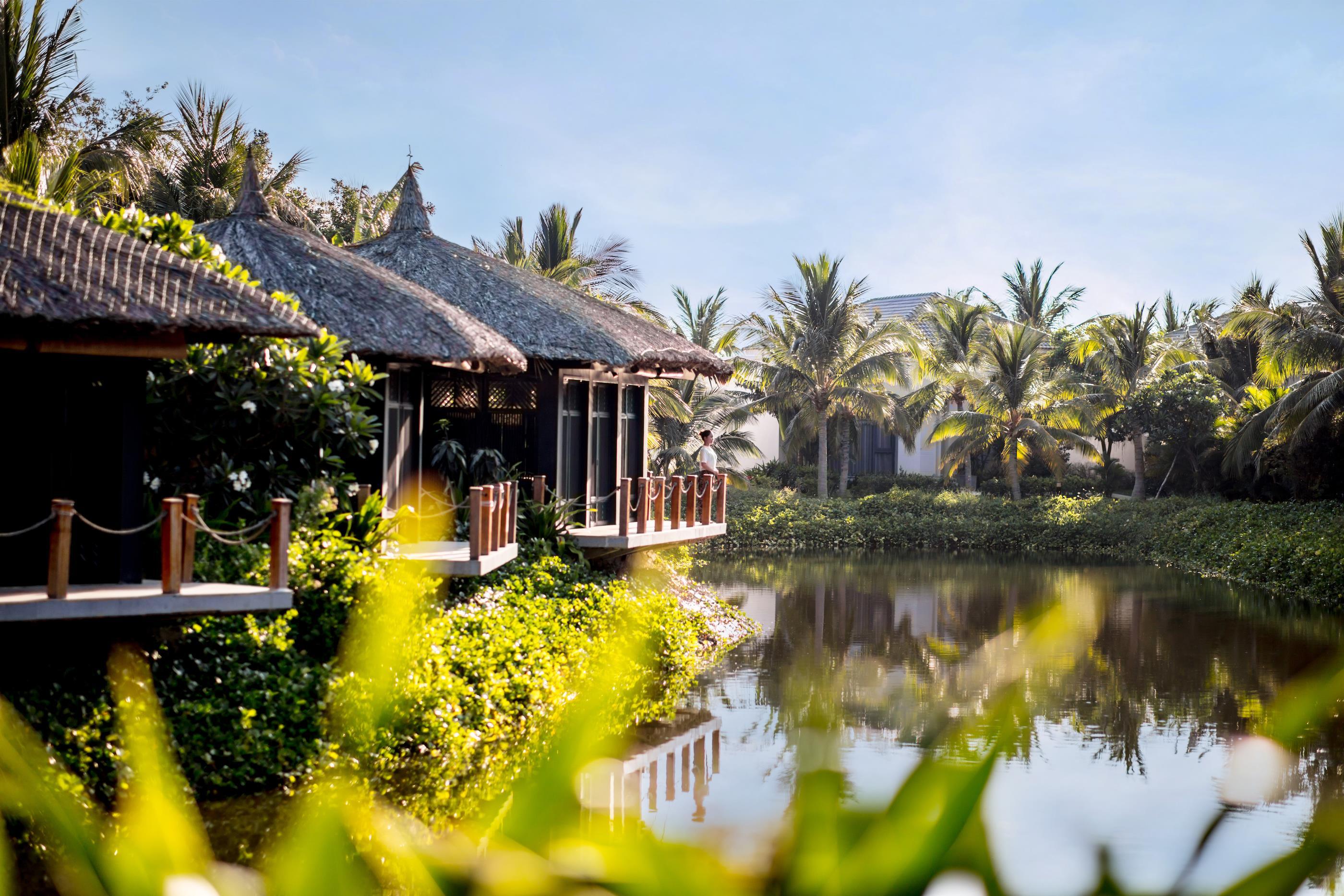revato-826930-12255806-294648 Vinpearl Resort & Spa Nha Trang Bay