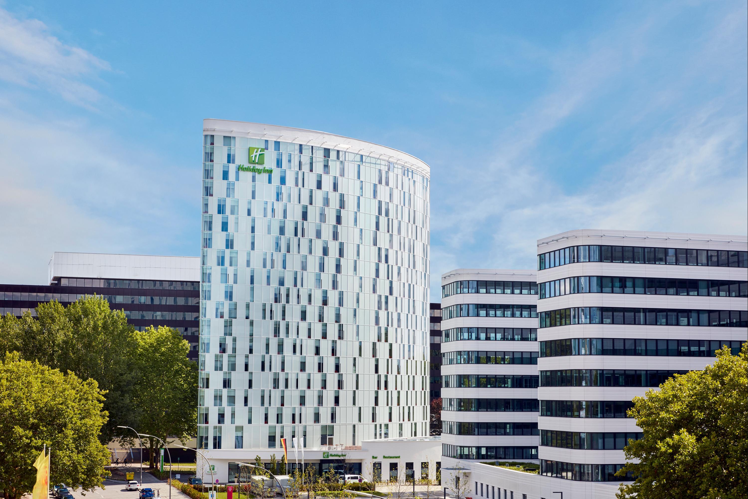 Holiday Inn Hamburg City Nord ab 59 €. Hotels in Hamburg KAYAK