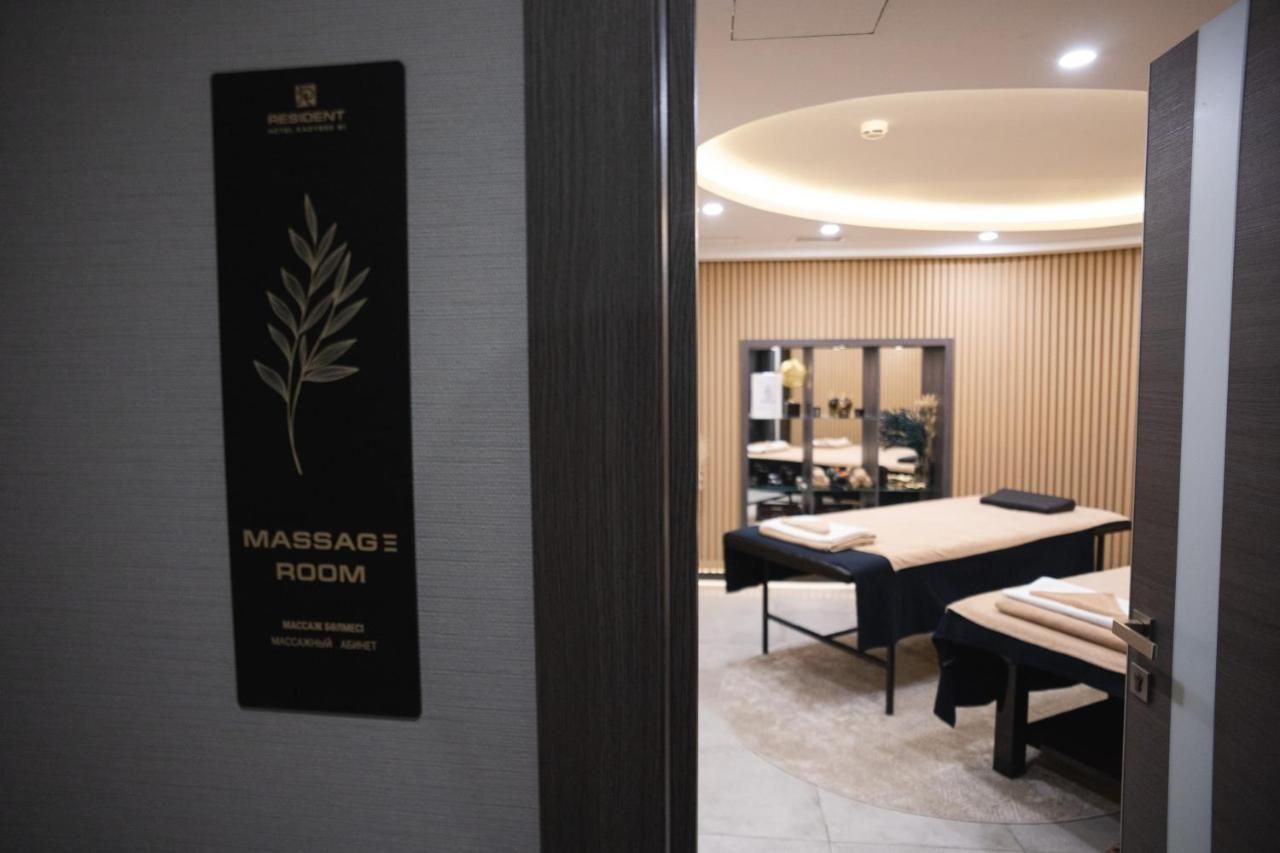 Resident Hotel Kazybek Bi