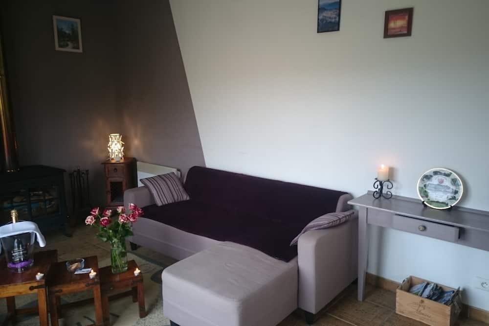 Villa with view of the lake on 450ha and spa for 6 persons Auvergne - Saint-Jacques-d'Ambur visuel 1/5 Villa with view of the lake on 450ha and spa for 6 persons Auvergne - Saint-Jacques-d'Ambur visuel 1/5