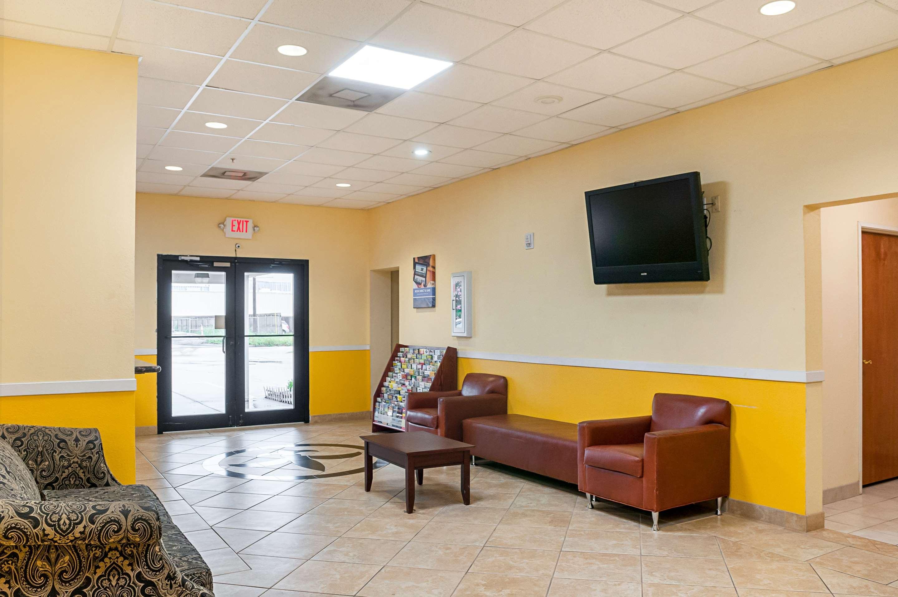 Does Motel 6 Allow Dogs - kjw7xcs