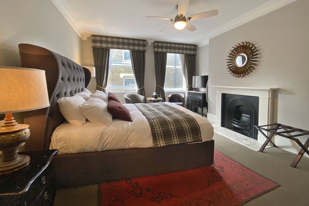 The Clerk & Well Pub & Rooms