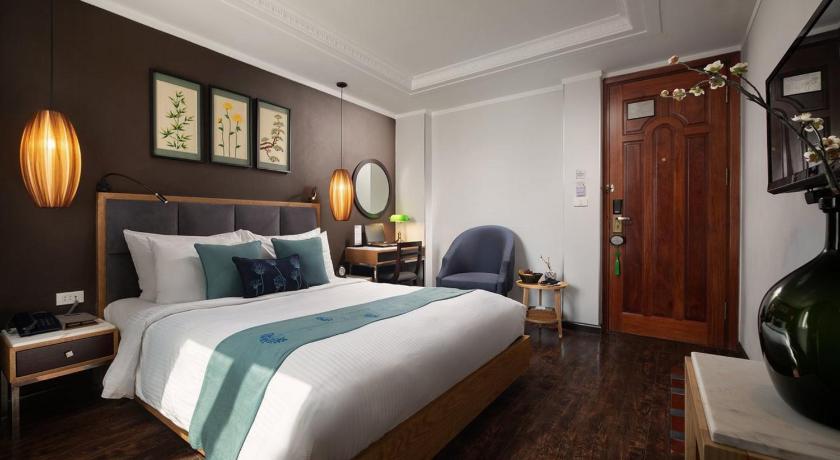 Hotel Emerald Waters Classy