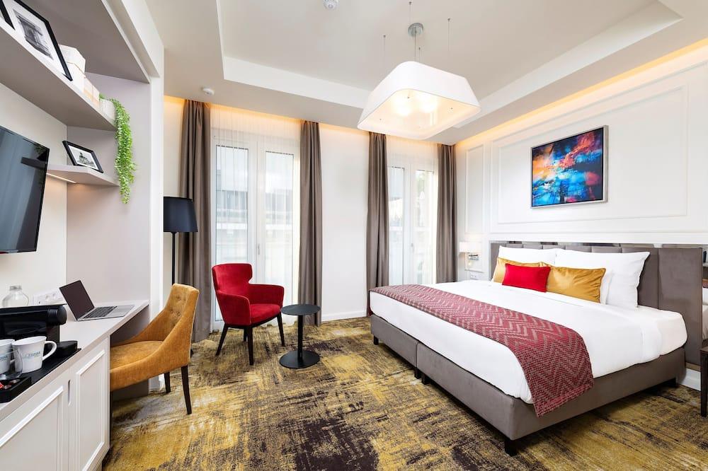 expedia_group-1071649059-104023065-318927 Three Corners Avenue Hotel