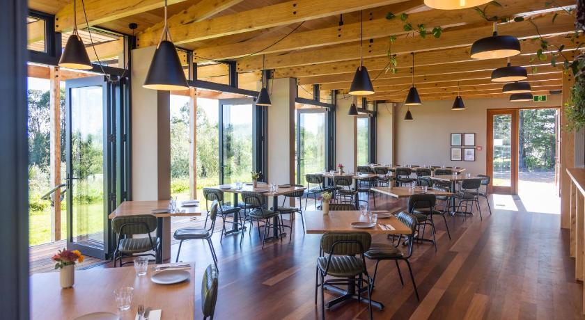 Tussock Hill Vineyard Retreats