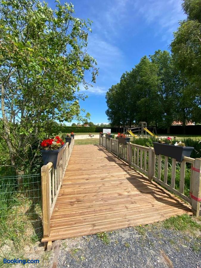 Camping Saint-Quentin-en-Tourmont - 4 - campings