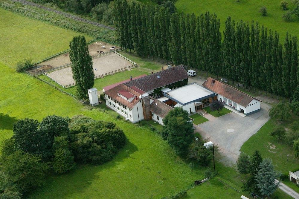 Gîte Le Pied à l'Etrier Elzas - Luttenbach-près-Munster visuel 3/5 Gîte Le Pied à l'Etrier Elzas - Luttenbach-près-Munster visuel 3/5