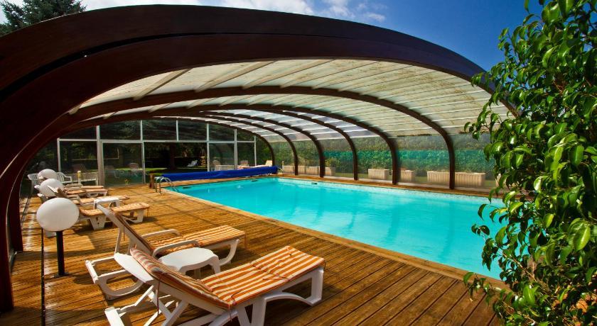Logis Hotel Restaurant Planes Languedoc-Roussillon - Saillagouse visuel 1/5 Logis Hotel Restaurant Planes Languedoc-Roussillon - Saillagouse visuel 1/5