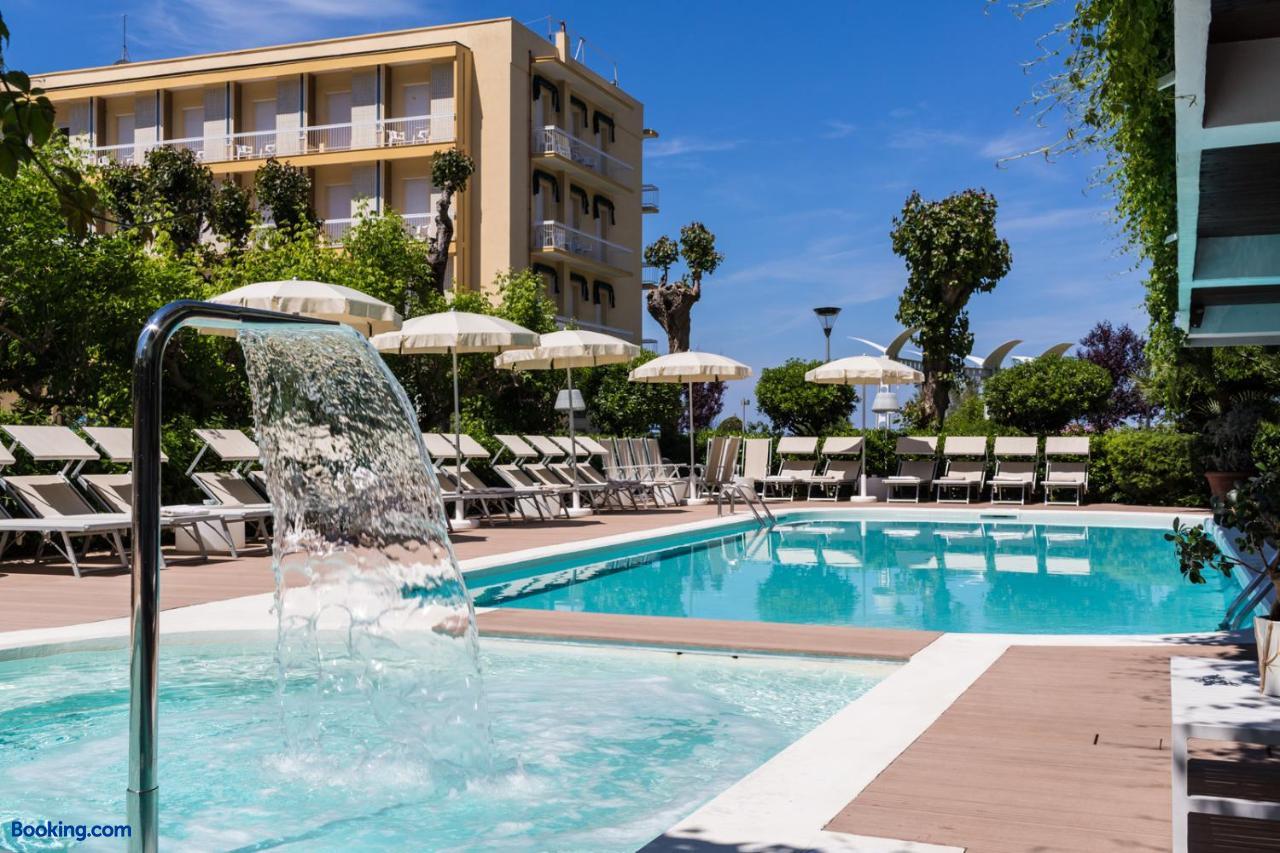 booking-74117-347830797-664684 Hotel Alexander