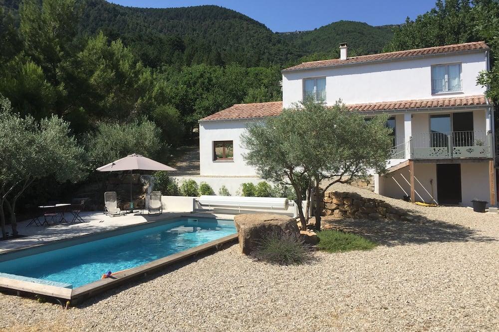Villa with swimming pool not overlooked on large wooded grounds Languedoc-Roussillon - Soubès visuel 1/5 Villa with swimming pool not overlooked on large wooded grounds Languedoc-Roussillon - Soubès visuel 1/5