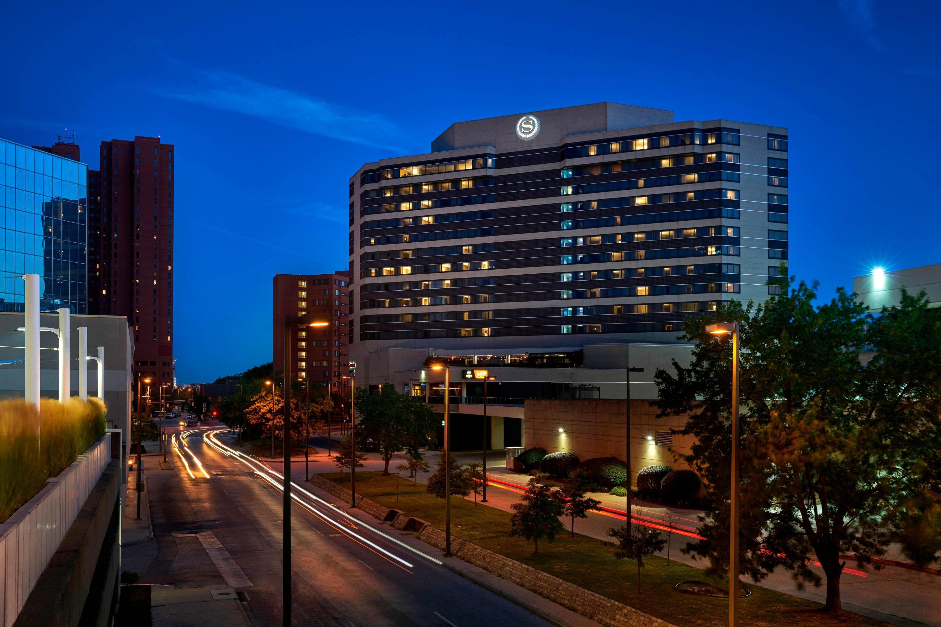 Sheraton Inner Harbor Hotel in Baltimore, the United States from C$ 157:  Deals, Reviews, Photos