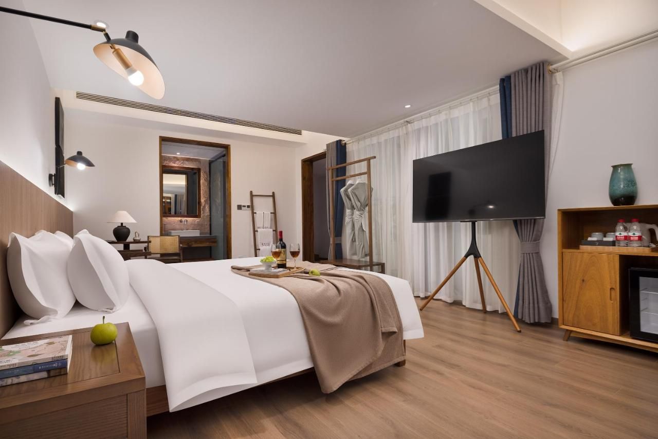 Hilltop House Resort