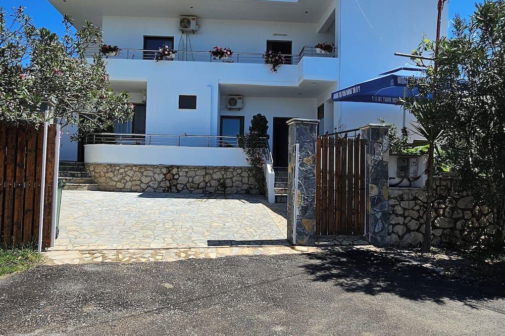 Vila Malo