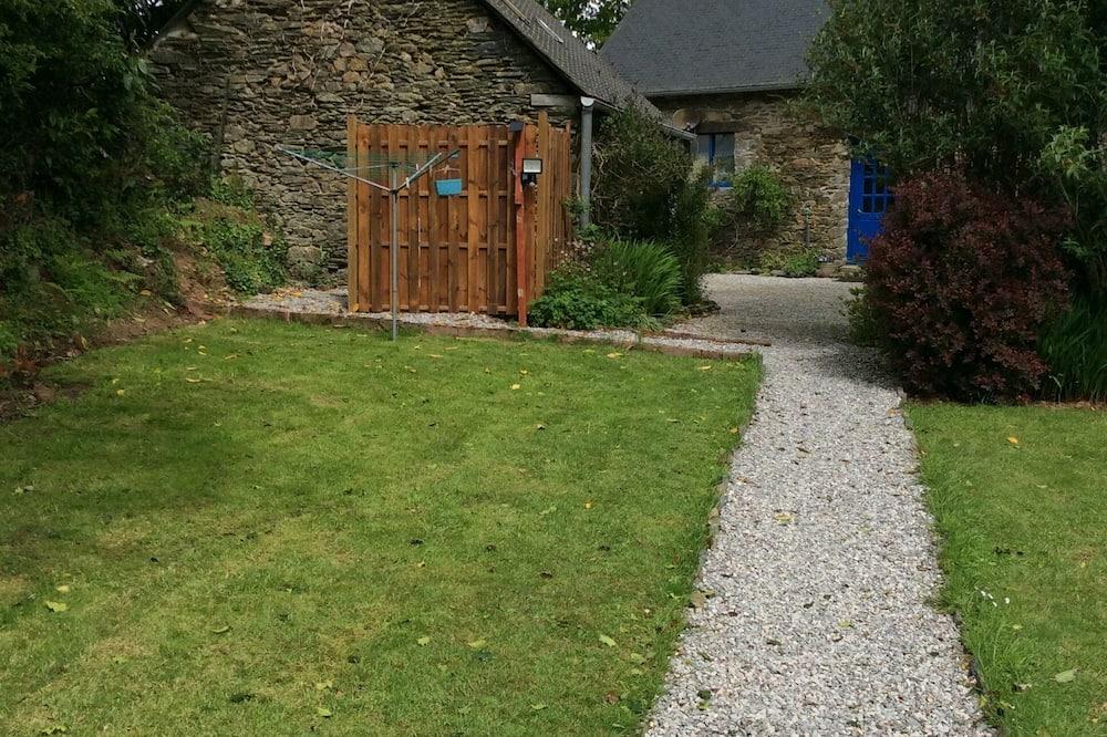 Traditional Farmhouse Gite at the heart of Brittany (Sleeps 6 in 3 Bedrooms) Rhône-Alpes - Saint-May visuel 2/5 Traditional Farmhouse Gite at the heart of Brittany (Sleeps 6 in 3 Bedrooms) Rhône-Alpes - Saint-May visuel 2/5