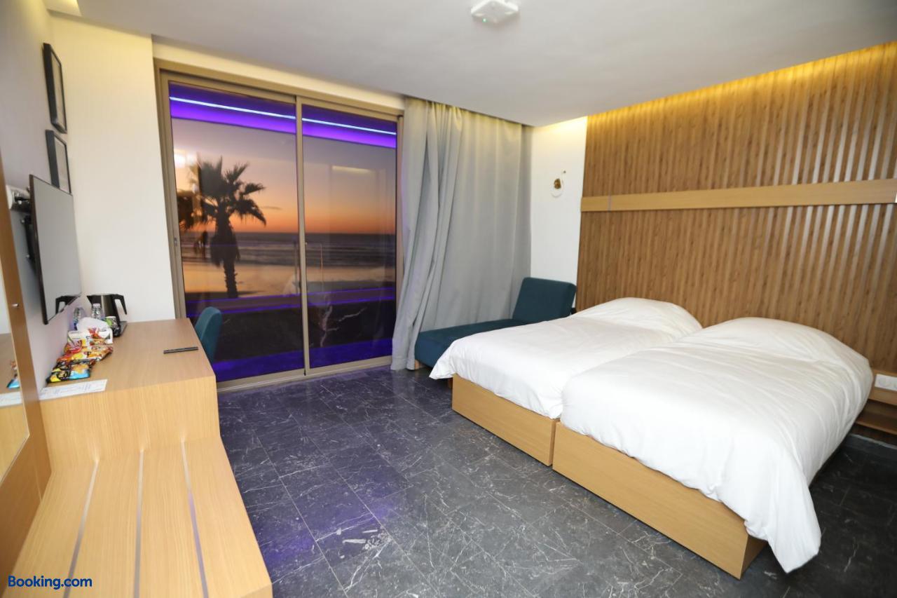 booking-1072295499-637022250-304675 Sahara Beach