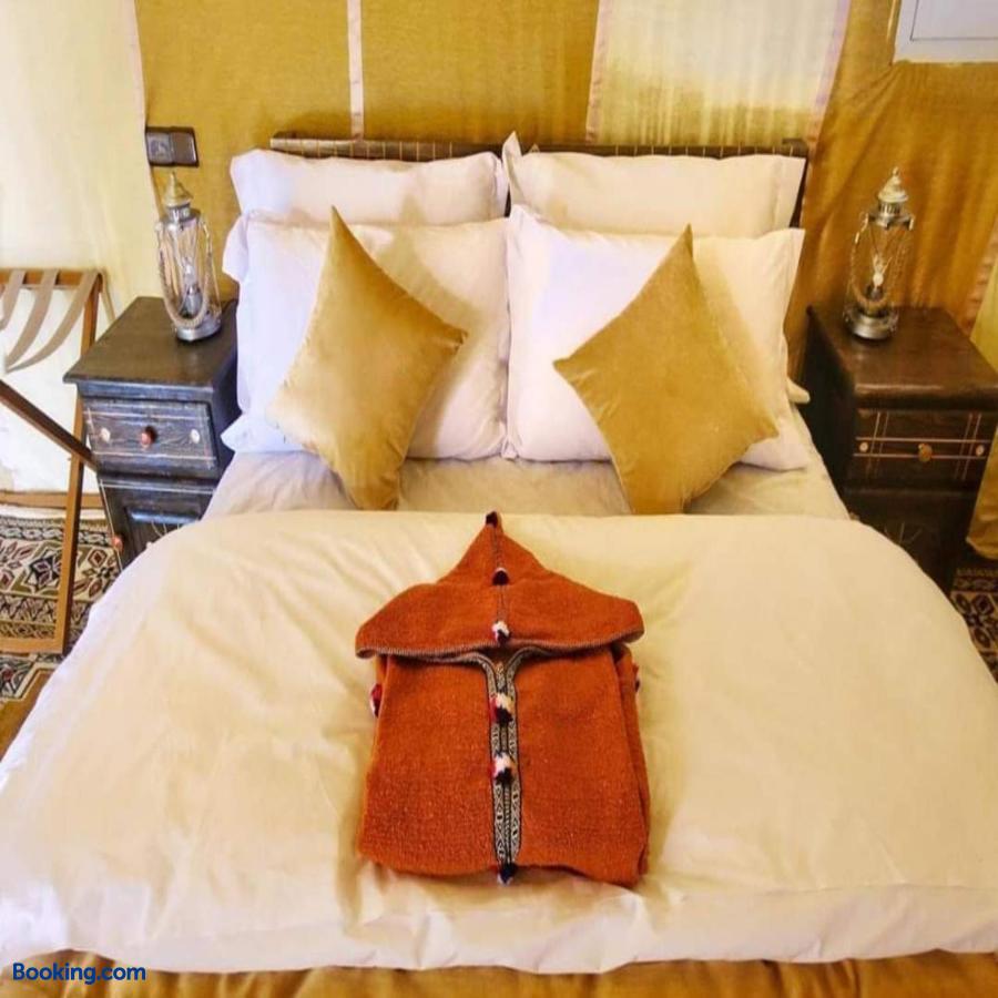 booking-1072059223-591788511-234145 Desert Paradise Luxury Camp