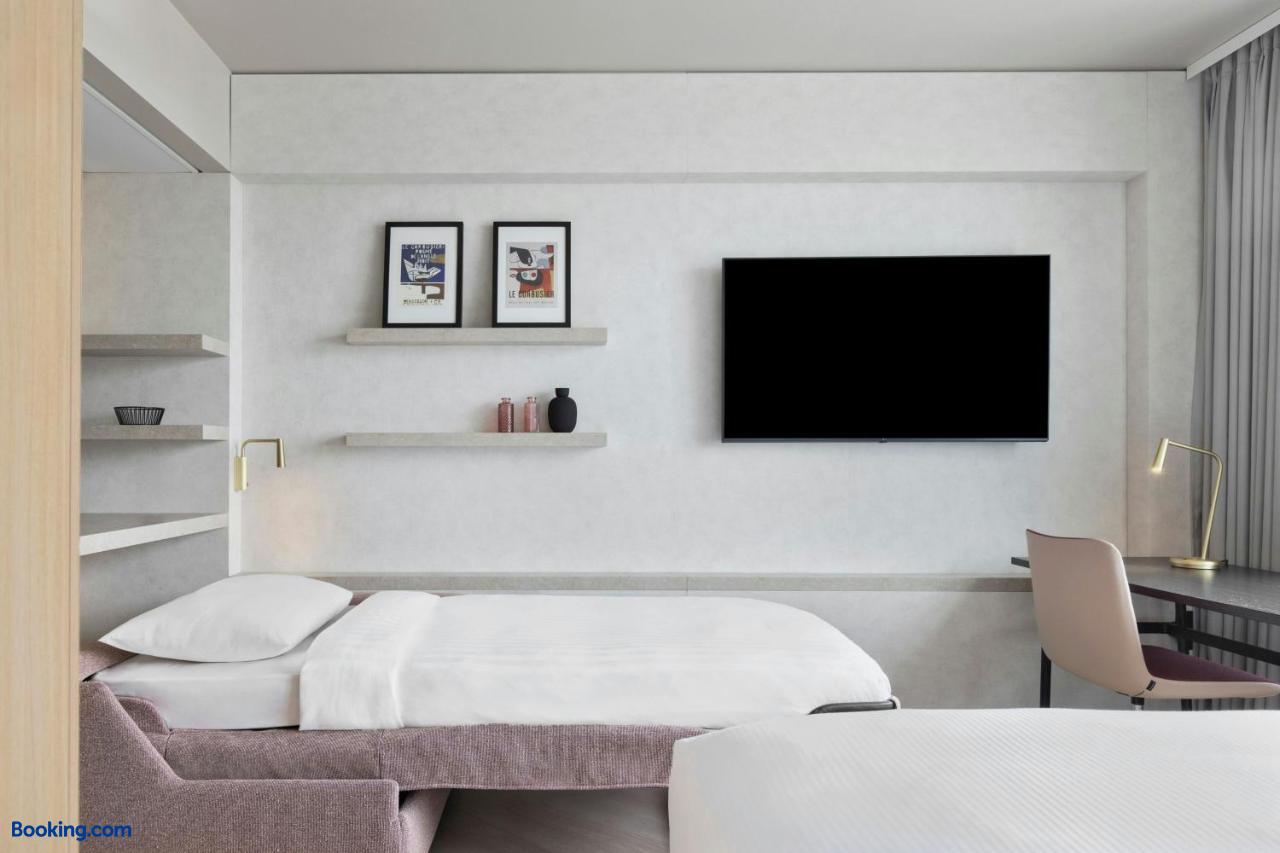 booking-1070821615-630553161-232458 Residence Inn by Marriott Geneva City Nations