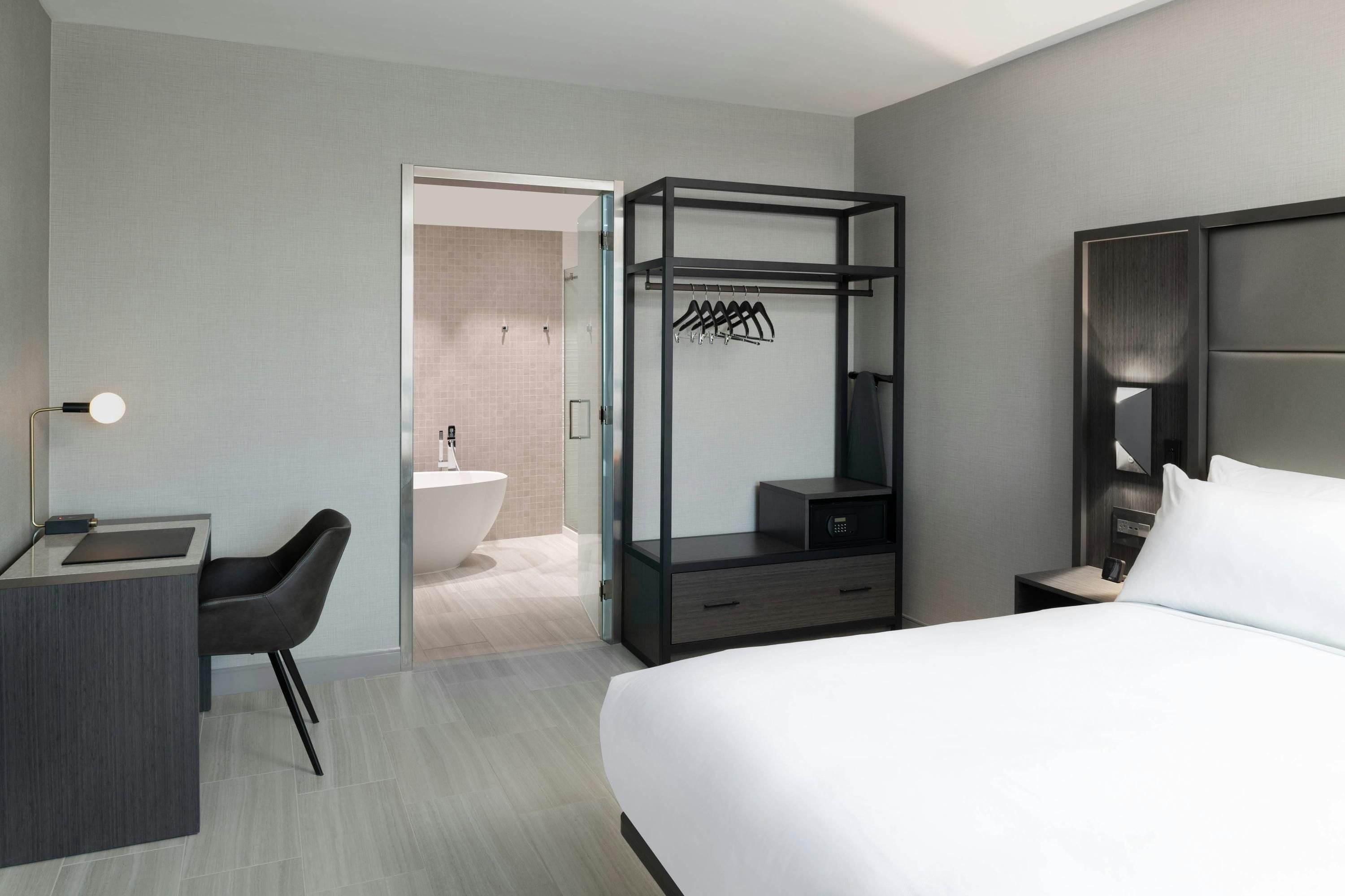 AC Hotel by Marriott Portsmouth Downtown/Waterfront