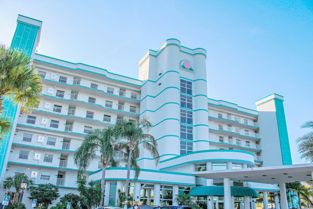expediav2-61608-1db9e8-961626 Discovery Beach Resort