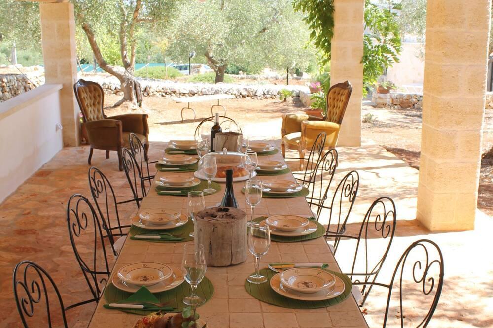 Trulli di Cristoforo charm in the heart of Salento with swimming pool and private Jarden ' Apulië - Ostuni visuel 2/5