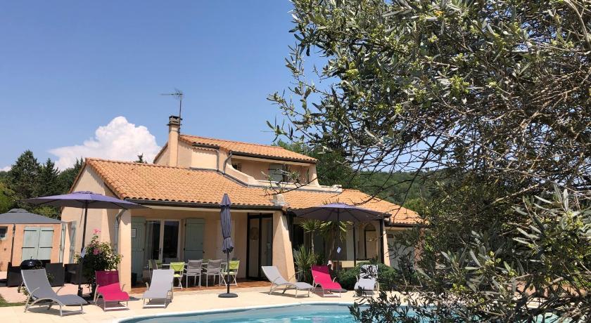 La Villa des 3 ifs Rhône-Alpes - Ardoix visuel 5/5 La Villa des 3 ifs Rhône-Alpes - Ardoix visuel 5/5